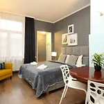 City Ξενοδοχείο με διαμερίσματα